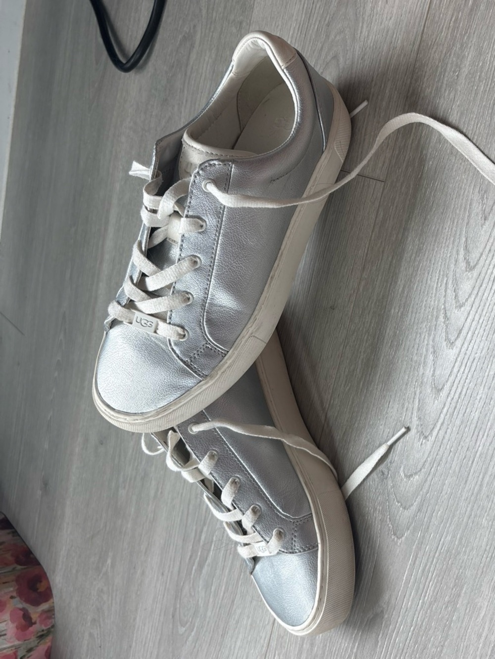 UGG Women's Silver Metallic Low-Top Sneakers